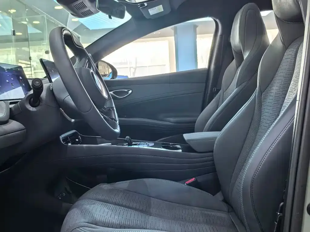 BYD Seal 06GT — фото 8
