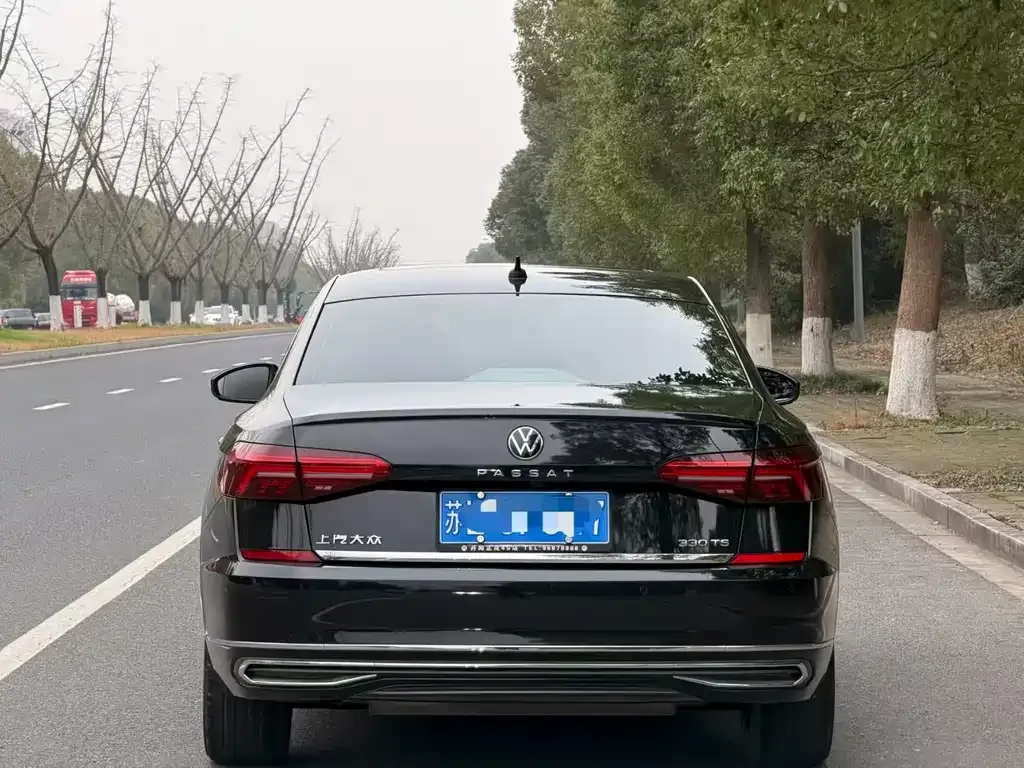 Volkswagen Passat 2021 из CN, фото 5