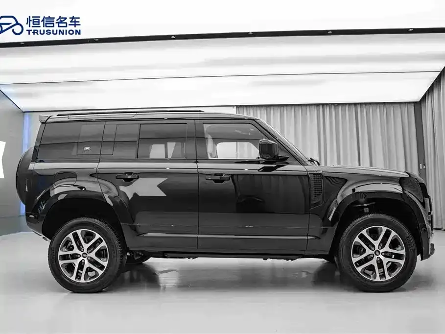 Land Rover Defender — фото 2