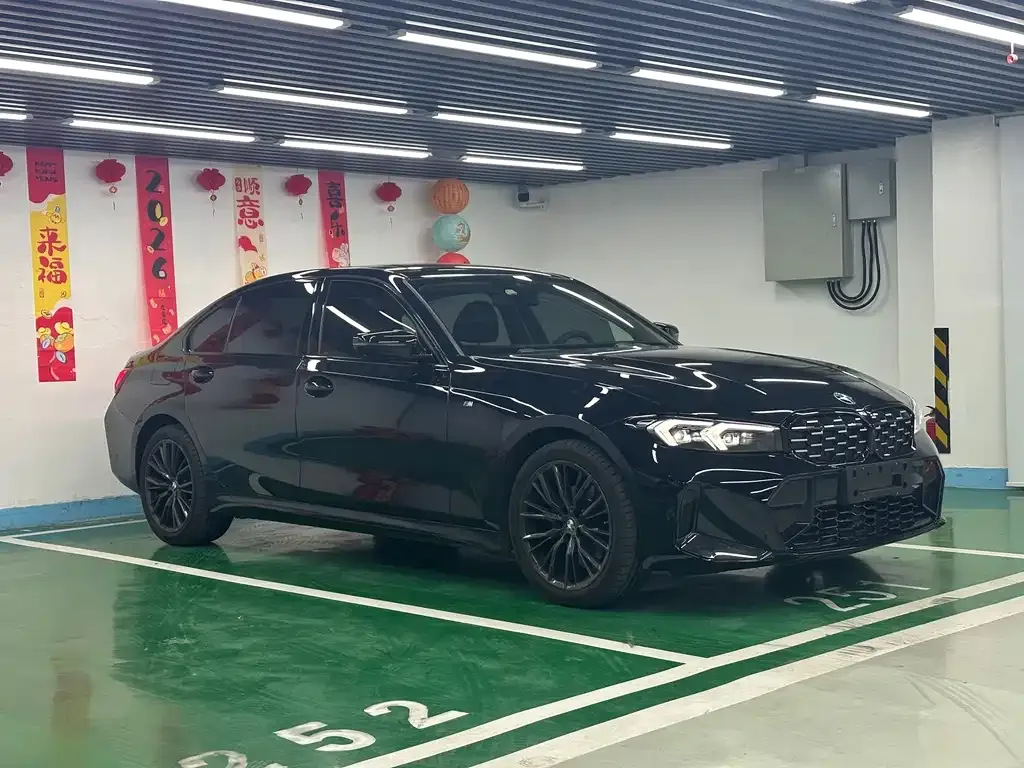 BMW 3 Series 2023 из CN, фото 2