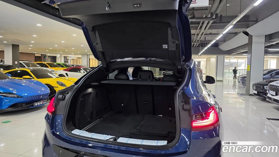 BMW X4 2023 из KR, фото 3