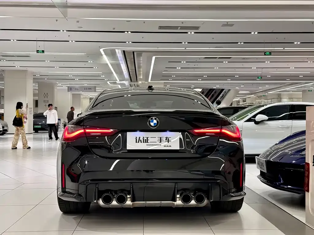 BMW M4 — фото 5