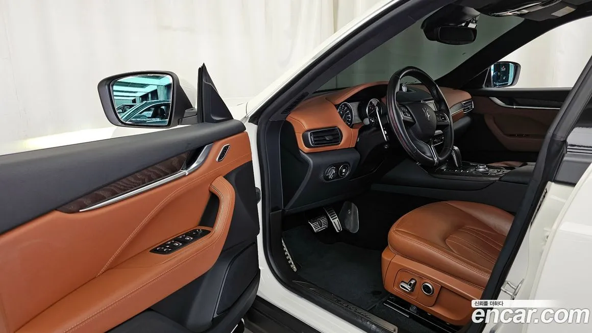Maserati Levante 2022 из KR, фото 6