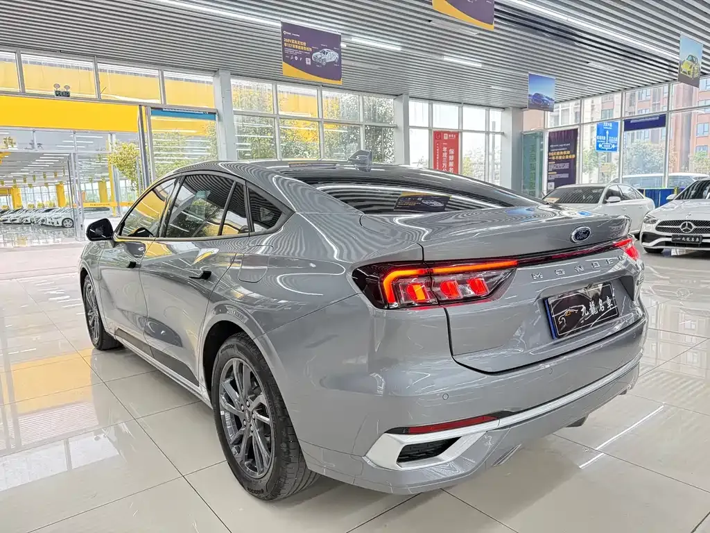 Ford Mondeo 2025 из CN, фото 5