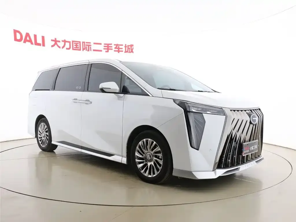 GAC Motor Trumpchi M8 — фото 3