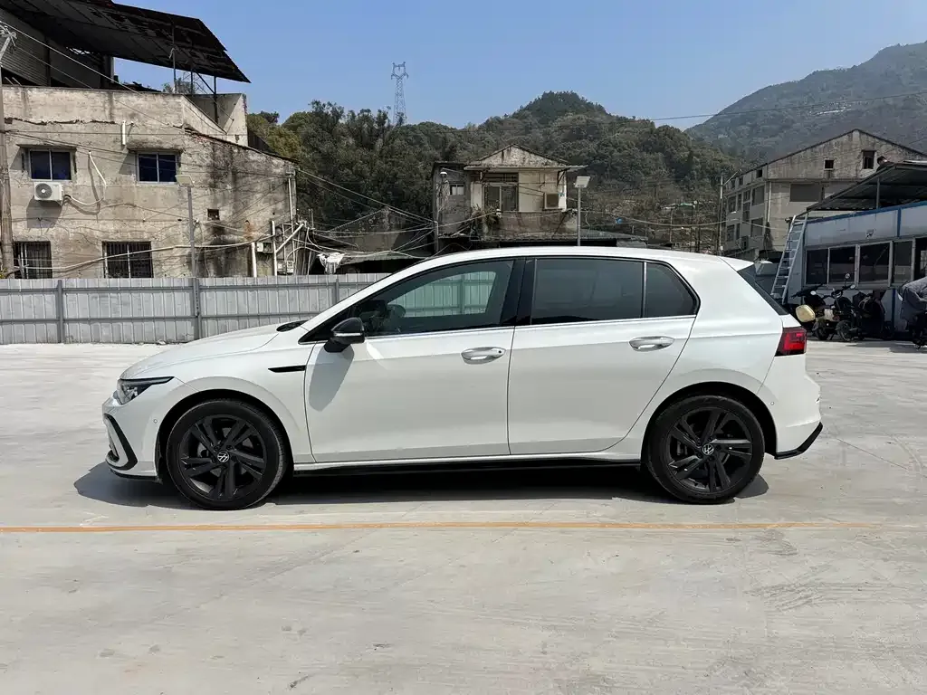 Volkswagen Golf 2021 из CN, фото 9