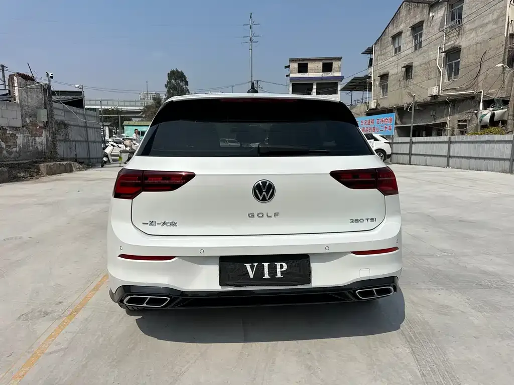 Volkswagen Golf 2021 из CN, фото 2