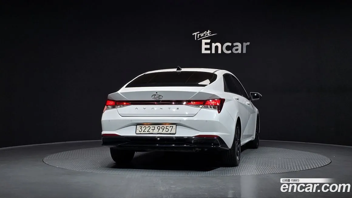 Hyundai AVANTE — фото 4