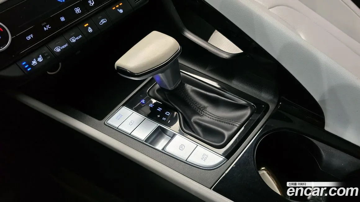 Hyundai AVANTE — фото 9