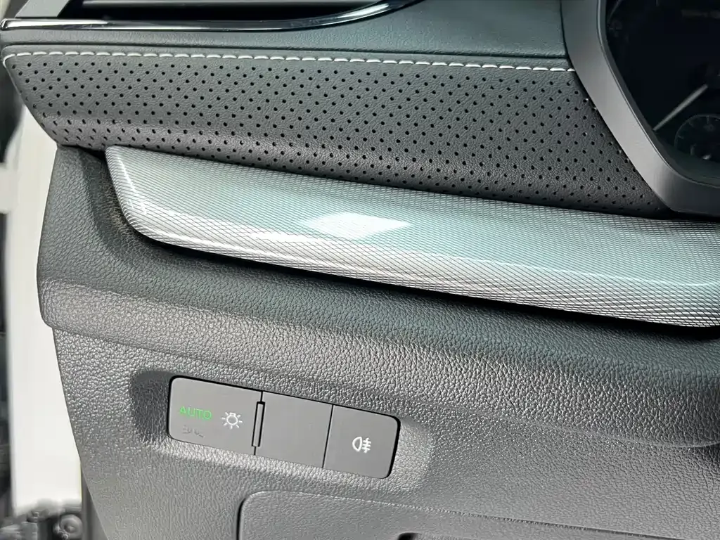 Skoda Octavia — фото 6