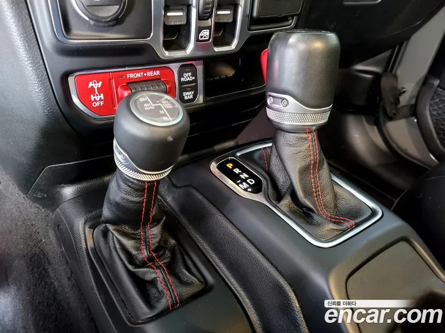 Jeep Wrangler 2023 из KR, фото 3