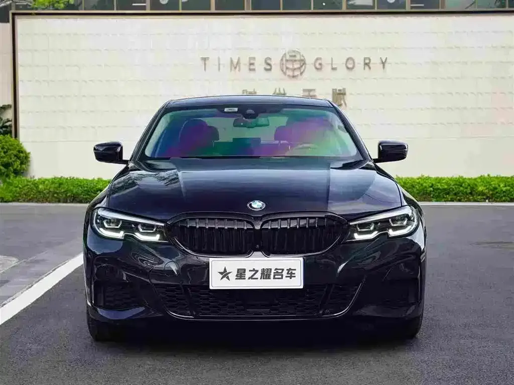 BMW 3 Series 2022 из CN, фото 2
