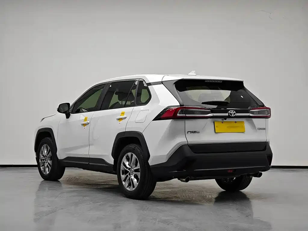 Toyota Wildlander 2024 из CN, фото 2
