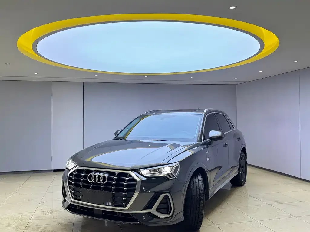 Audi Q3 2022 из CN, фото 1