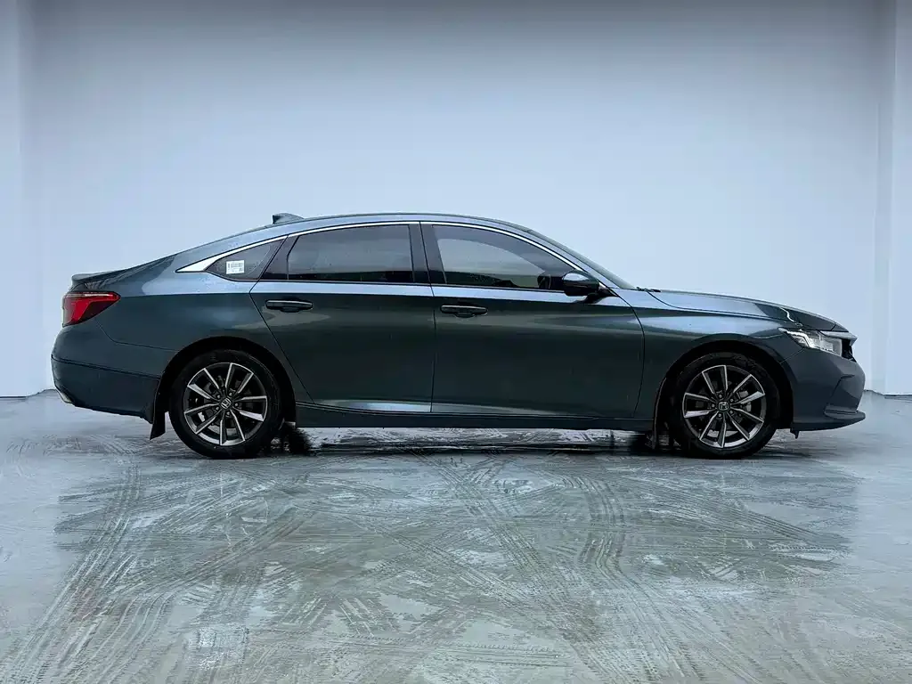 Honda Inspire 2023 из CN, фото 10