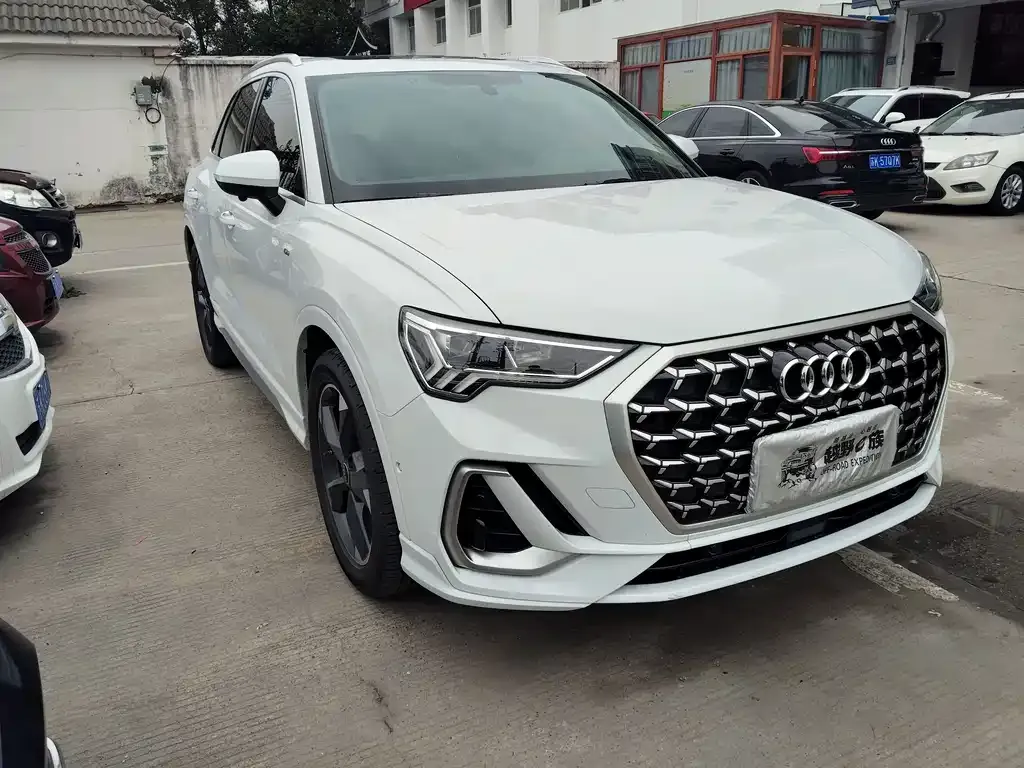 Audi Q3 2024 из CN, фото 7