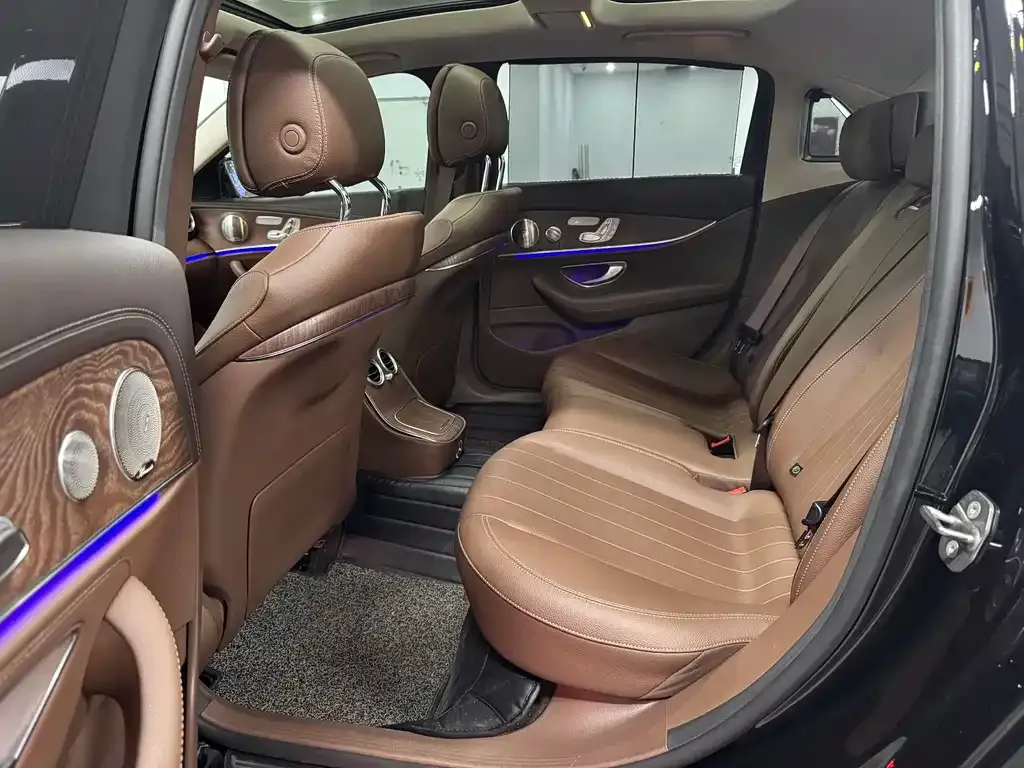 Mercedes-Benz E-Class 2022 из CN, фото 6