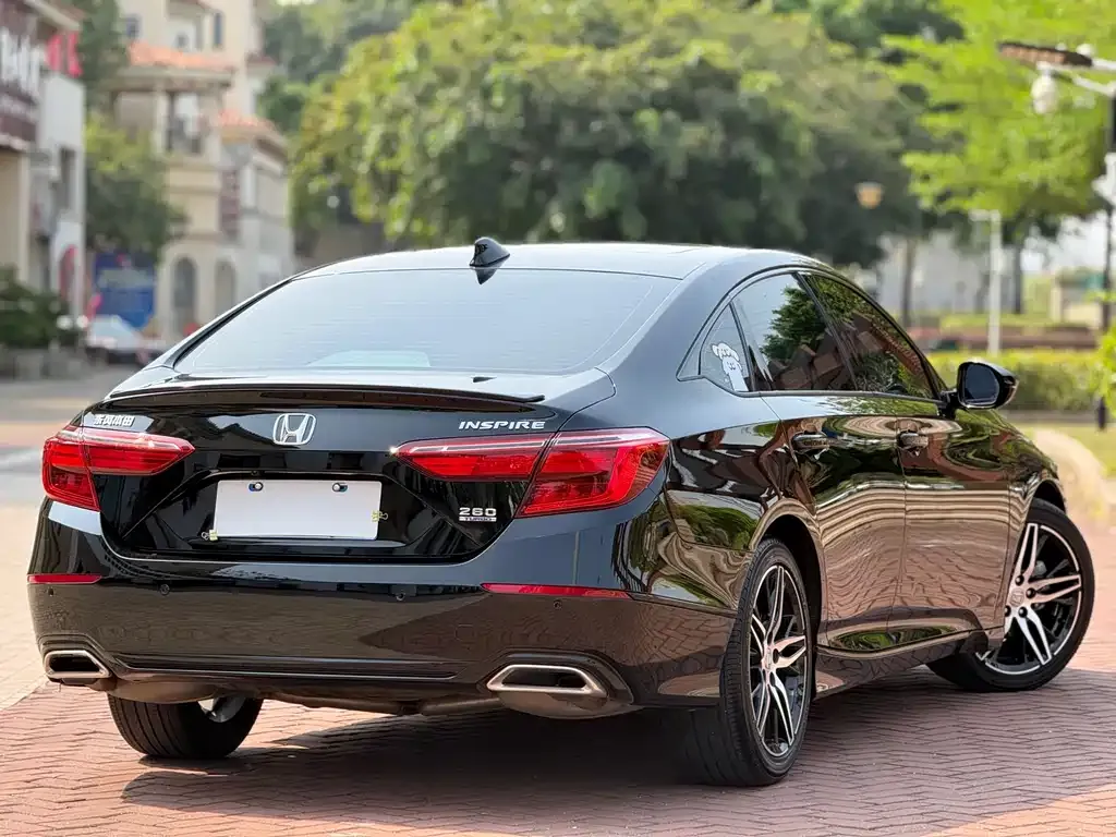 Honda Inspire — фото 4