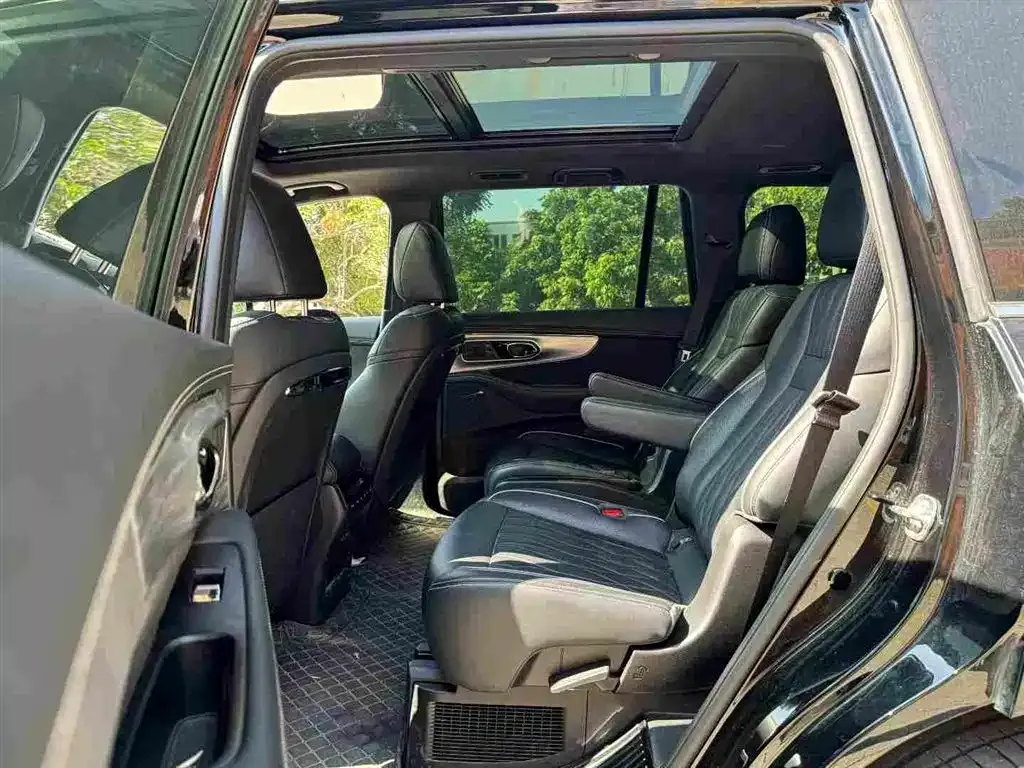 GAC Motor Trumpchi GS8 — фото 2