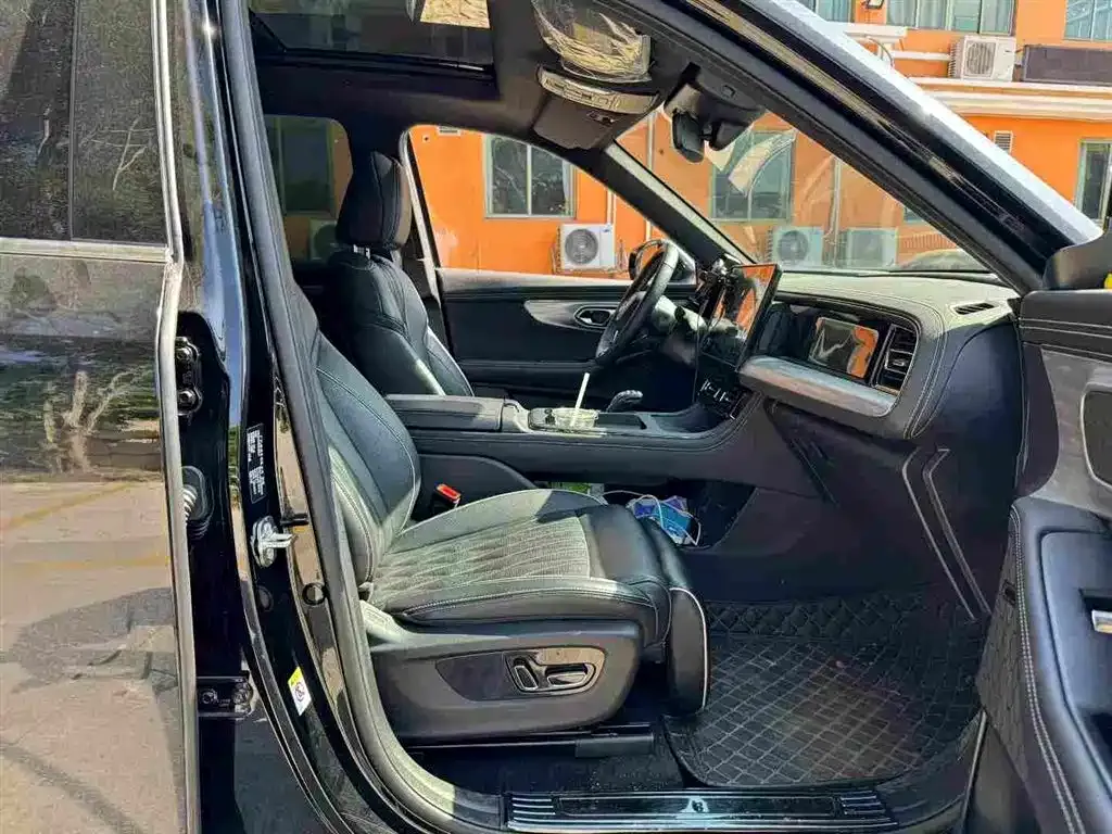 GAC Motor Trumpchi GS8 — фото 8
