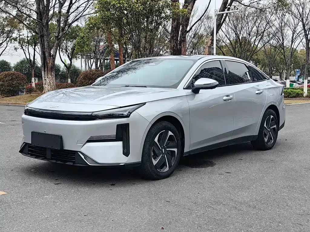 Geely Galaxy L6 2025 из CN, фото 1