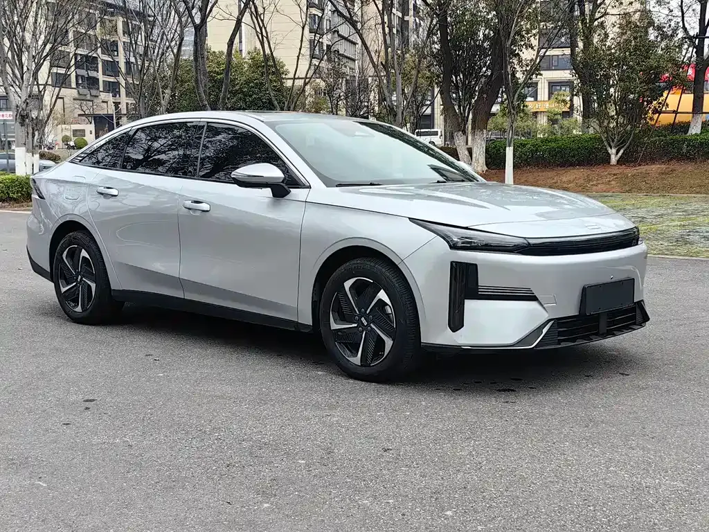 Geely Galaxy L6 2025 из CN, фото 6