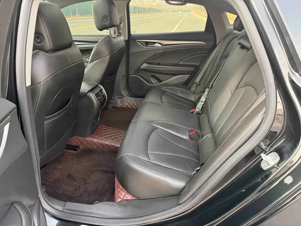 Buick LaCrosse 2021 из CN, фото 4