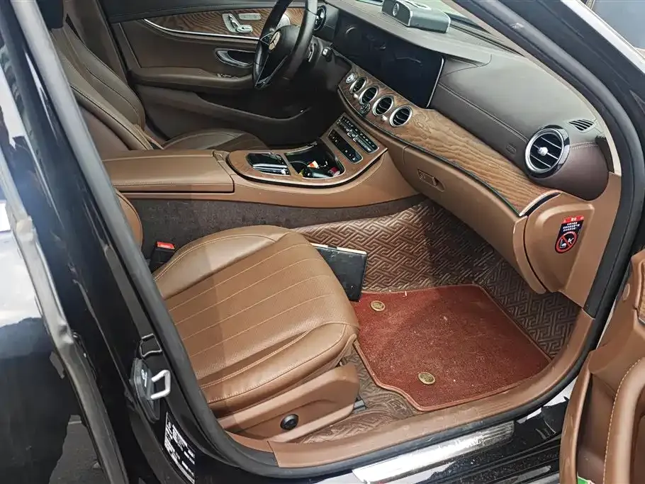 Mercedes-Benz E-Class 2022 из CN, фото 6
