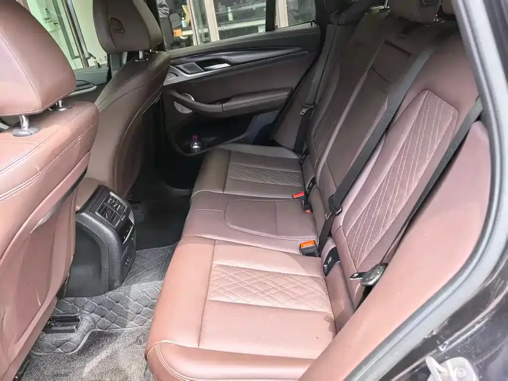 BMW X3 2022 из CN, фото 2