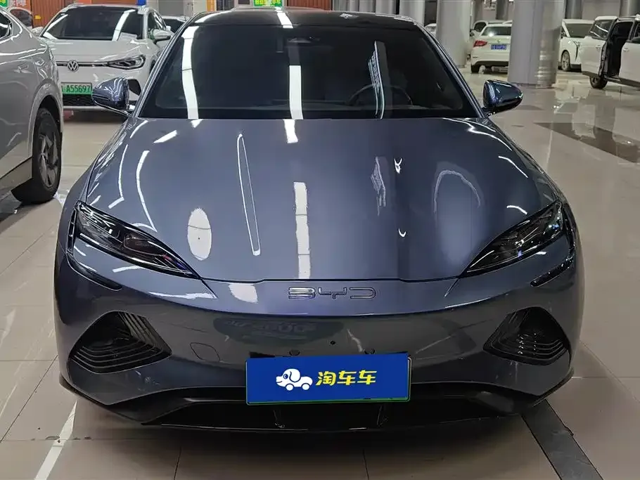 BYD Seal — фото 10