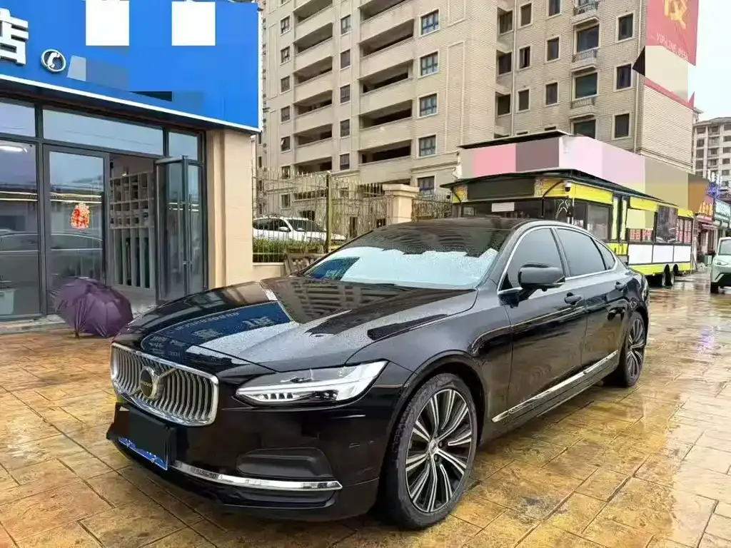 Volvo S90 2024 из CN, фото 1