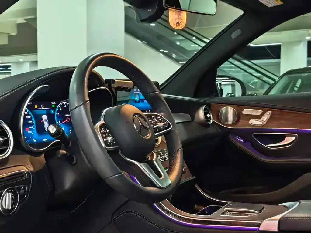 Mercedes-Benz GLC 2021 из CN, фото 8