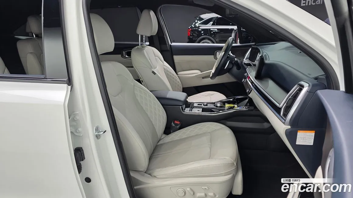 Kia Sorento — фото 9