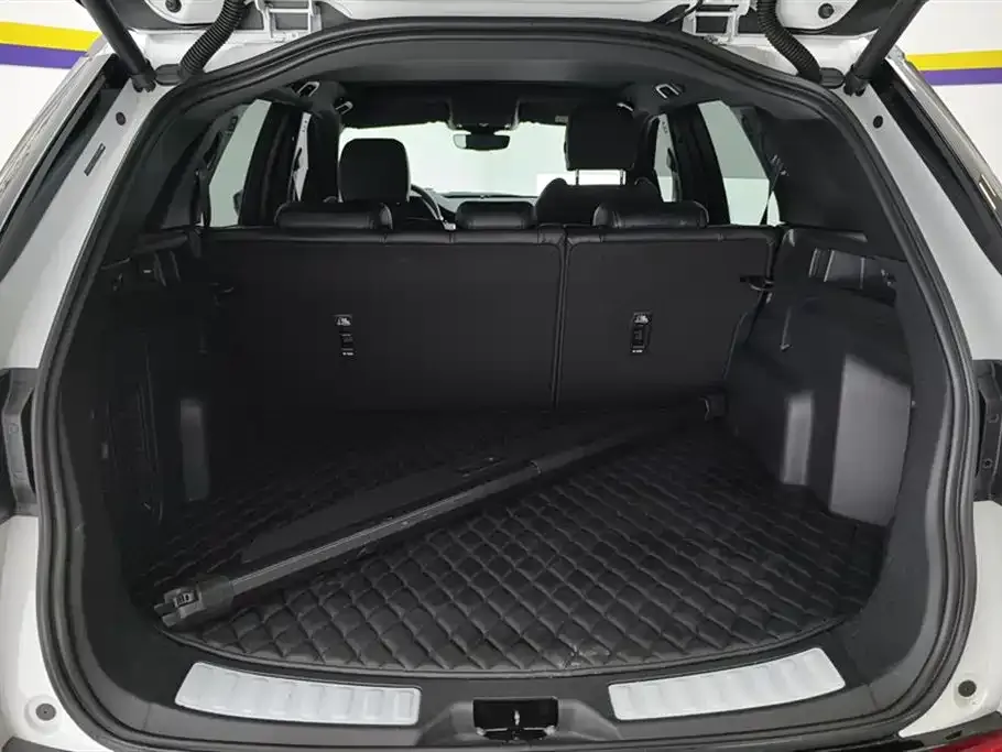 Land Rover Discovery Sport — фото 5