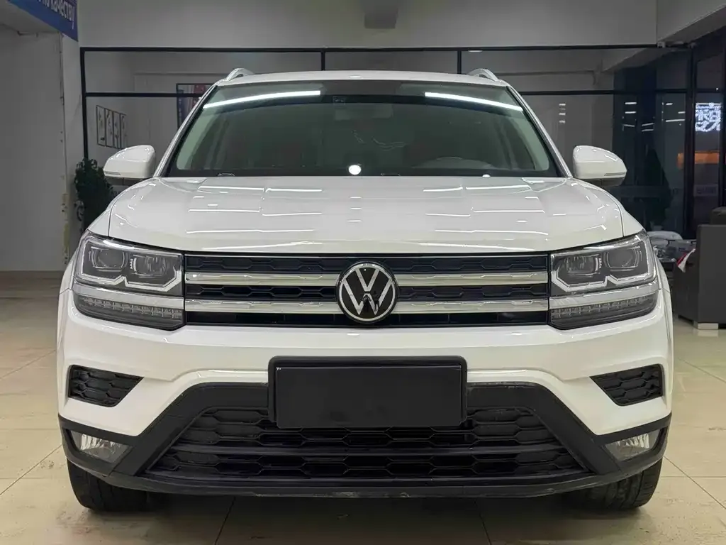 Volkswagen Tharu — фото 3