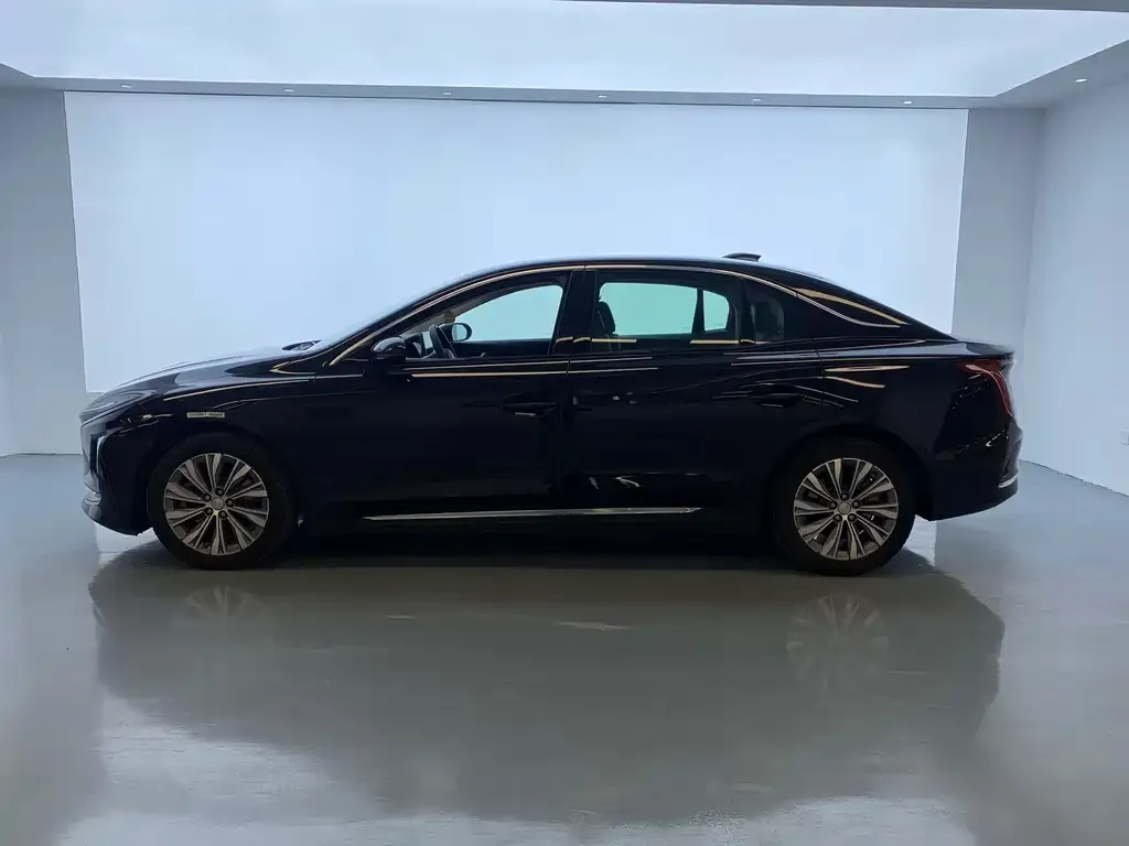 Hongqi E-QM5 2023 из CN, фото 4