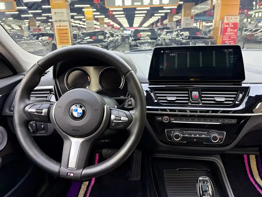 BMW 1 Series 2021 из CN, фото 2