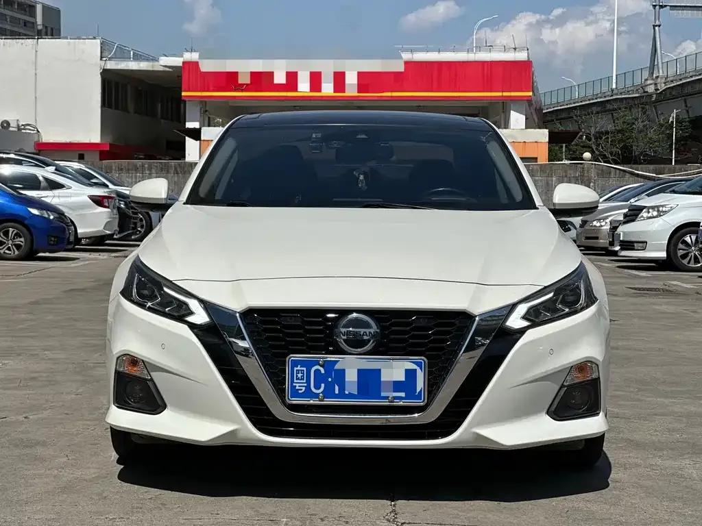 Nissan Teana — фото 4