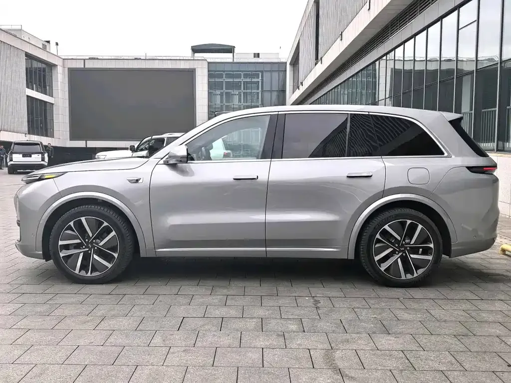 Li Auto L8 2024 из CN, фото 3