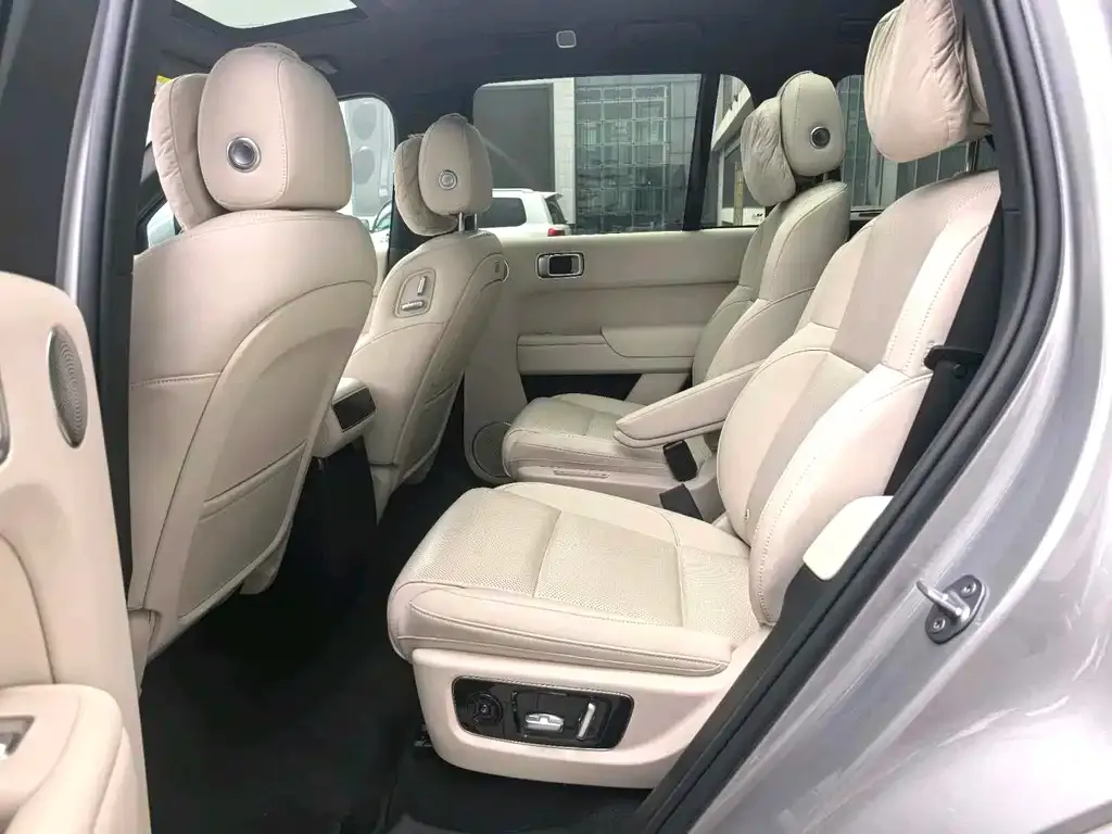 Li Auto L8 2024 из CN, фото 8