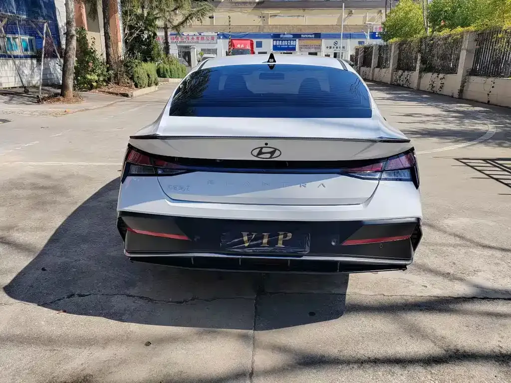 Hyundai Elantra 2024 из CN, фото 8
