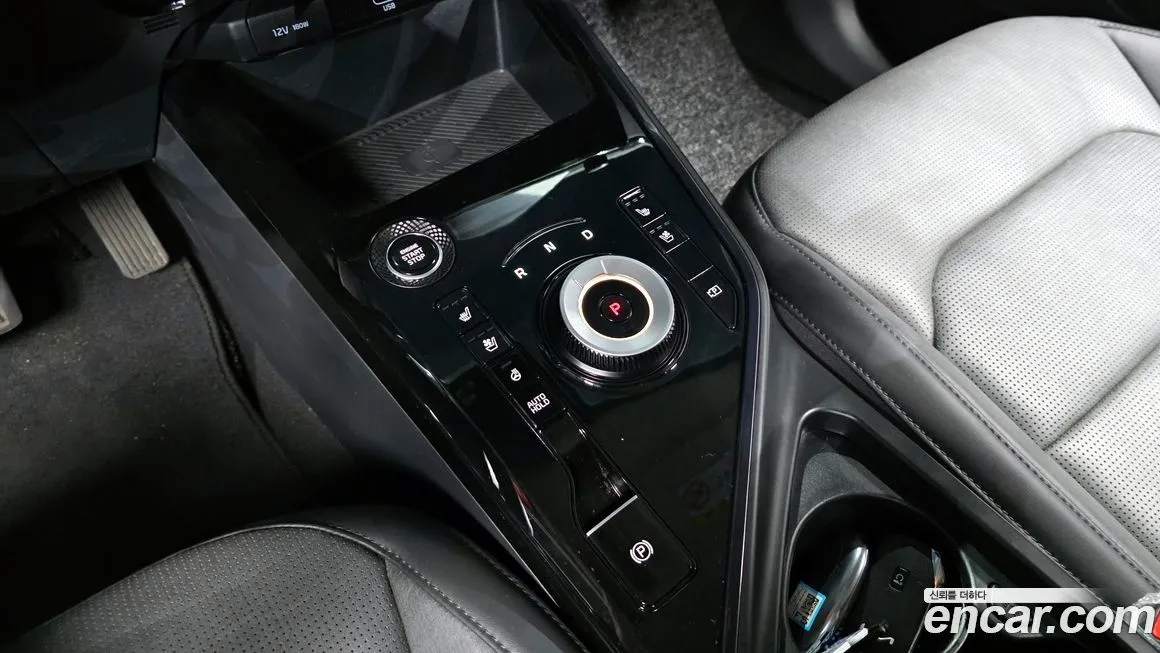 Kia Niro — фото 8