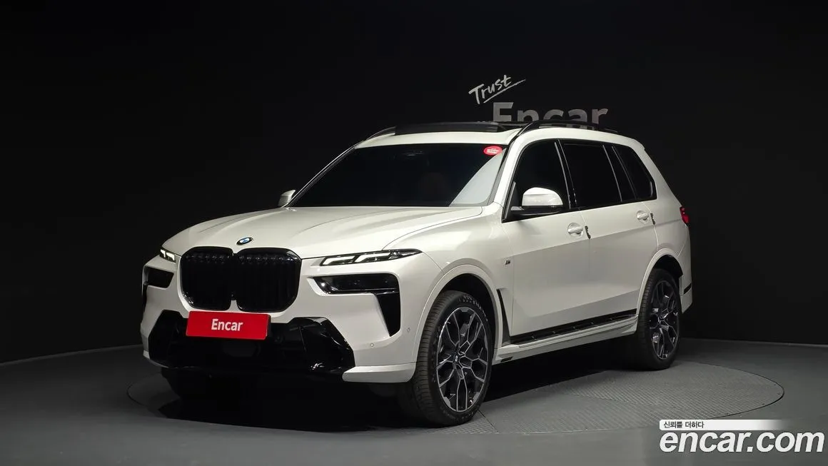 BMW X7 — фото 1