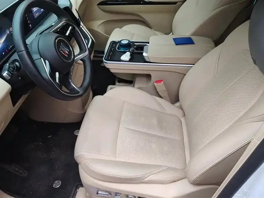 Buick GL8 Hybrid — фото 3