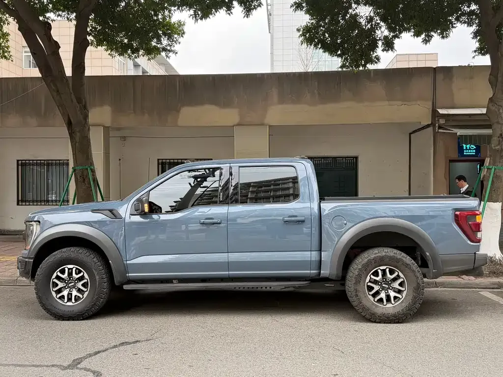 Ford F-150 Raptor 2025 из CN, фото 3