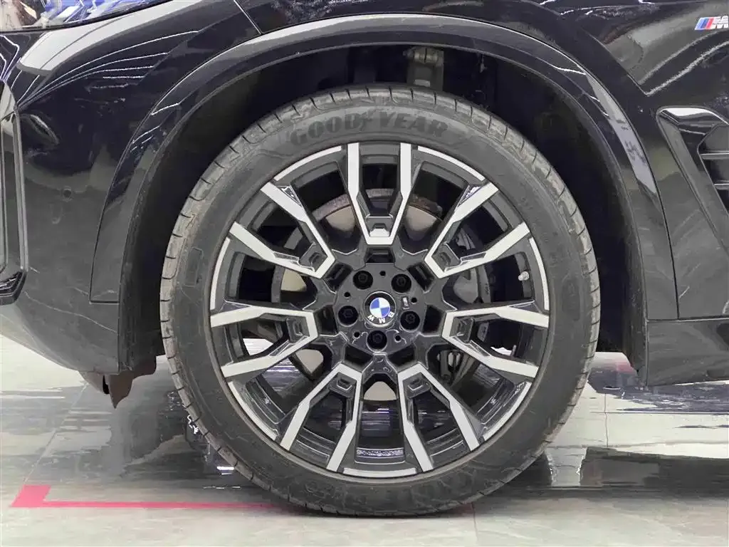 BMW X5 2025 из CN, фото 8
