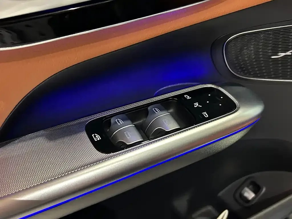 Mercedes-Benz GLC 2023 из CN, фото 3