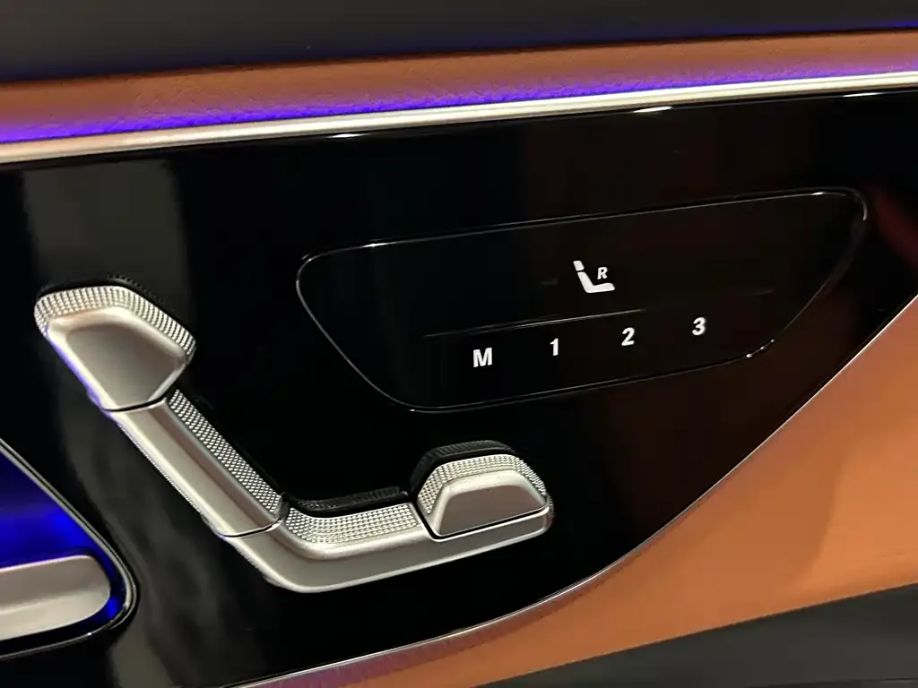 Mercedes-Benz GLC 2023 из CN, фото 2
