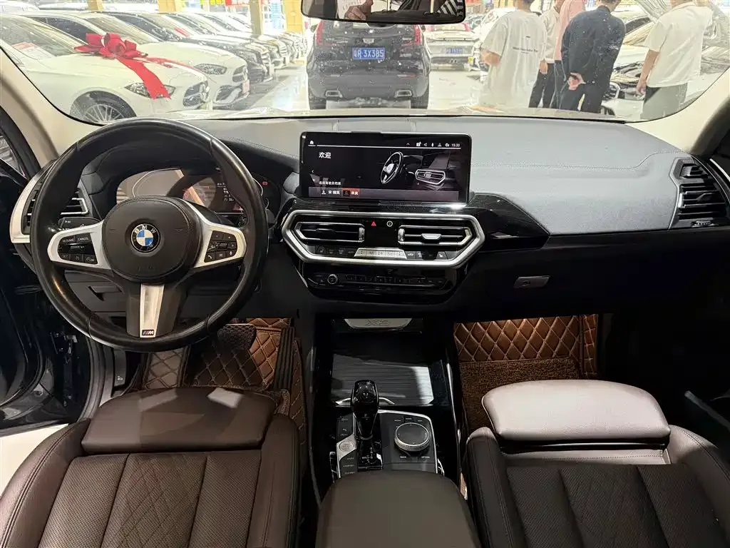 BMW X3 — фото 10