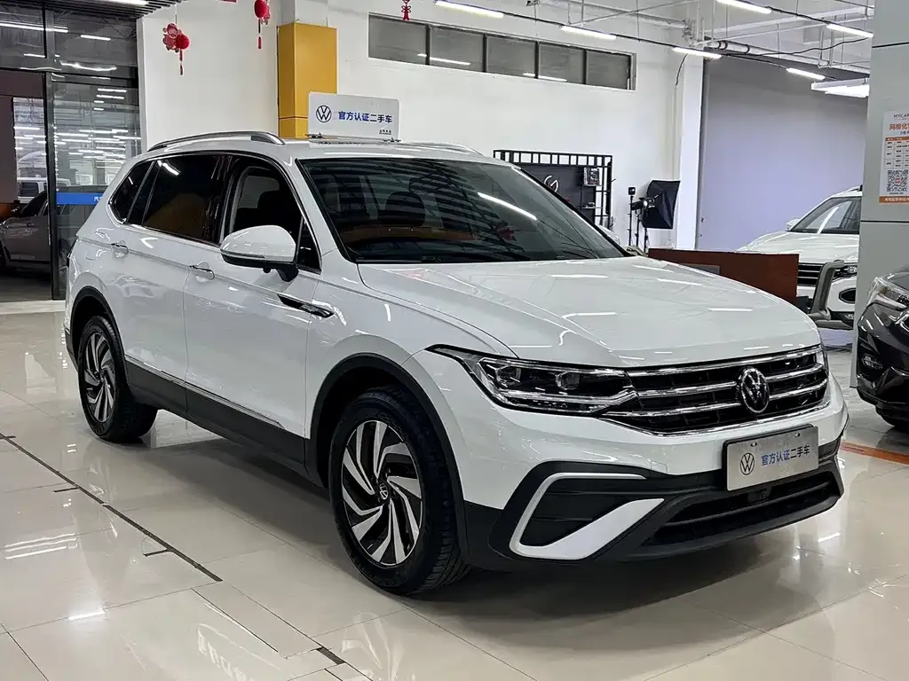 Volkswagen Tiguan L 2023 из CN, фото 9